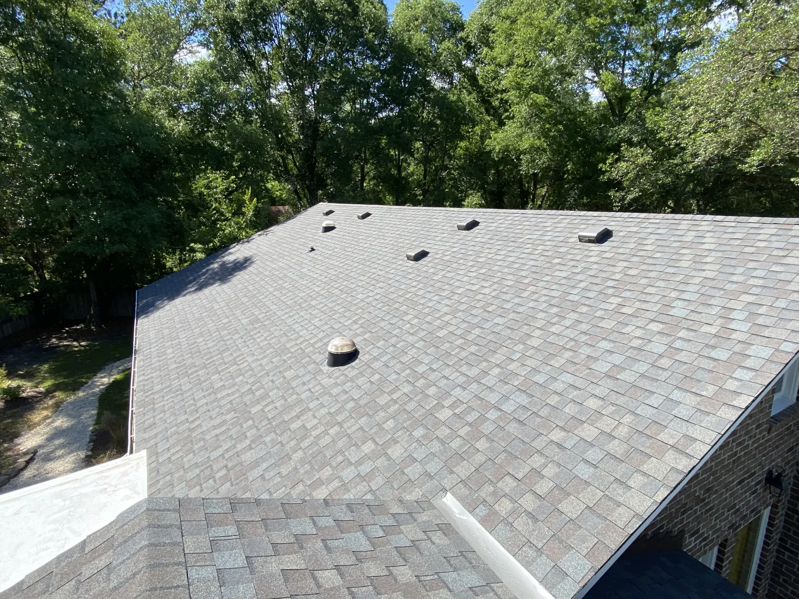 Completed GAF architectural shingle roof installed by Patriots' Roofing in Eastern North Carolina