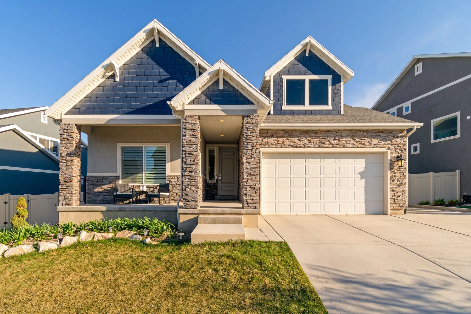 Single-story Texas Panhandle style home with a clean architectural shingle roof